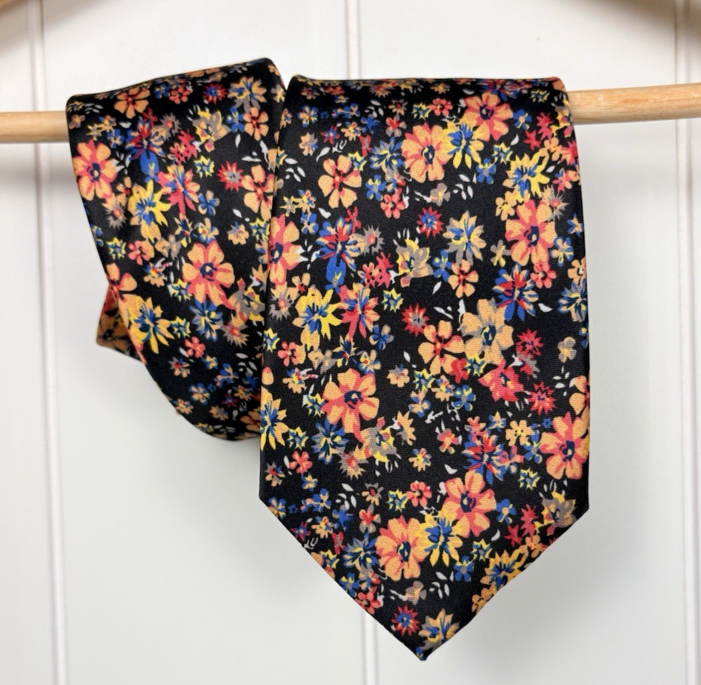 Barry Wang 100% Silk Black Floral Mens Tie Hand Tailored Italy Wedding 60" Long